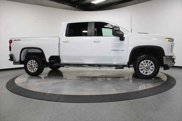 2025 Chevrolet Silverado 2500HD 4WD Crew Cab Standard Bed LT