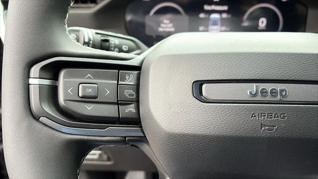2026 Jeep Cherokee Laredo 4x4