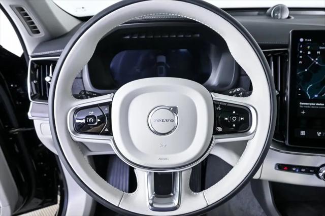 2026 Volvo XC90 Ultra, B6 AWD Gas (mild hybrid), Gasoline, Bright, 7 Seats