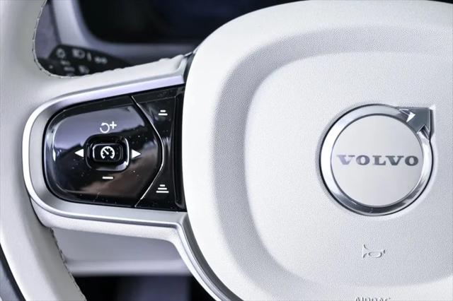 2026 Volvo XC90 Ultra, B6 AWD Gas (mild hybrid), Gasoline, Bright, 7 Seats