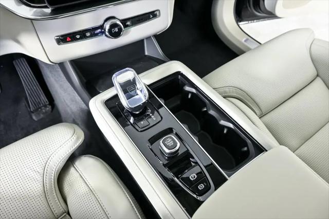2026 Volvo XC90 Ultra, B6 AWD Gas (mild hybrid), Gasoline, Bright, 7 Seats