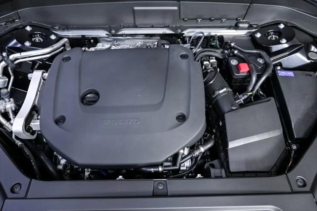 2026 Volvo XC90 Ultra, B6 AWD Gas (mild hybrid), Gasoline, Bright, 7 Seats