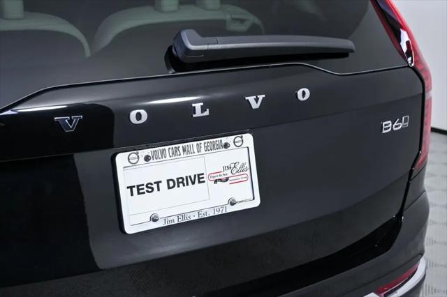 2026 Volvo XC90 Ultra, B6 AWD Gas (mild hybrid), Gasoline, Bright, 7 Seats