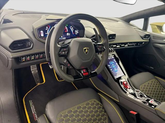2024 Lamborghini Huracan Evo Spyder
