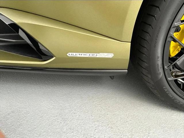 2024 Lamborghini Huracan Evo Spyder