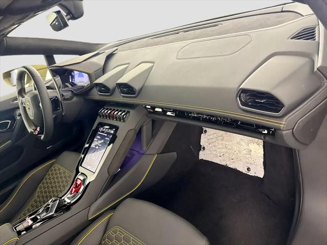2024 Lamborghini Huracan Evo Spyder