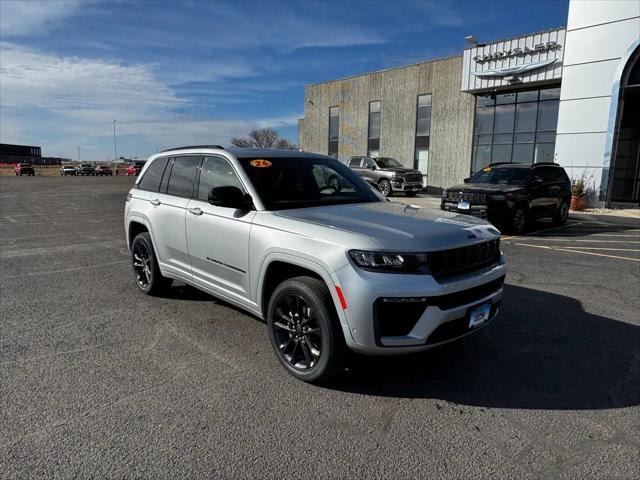 2026 Jeep Grand Cherokee Limited Reserve