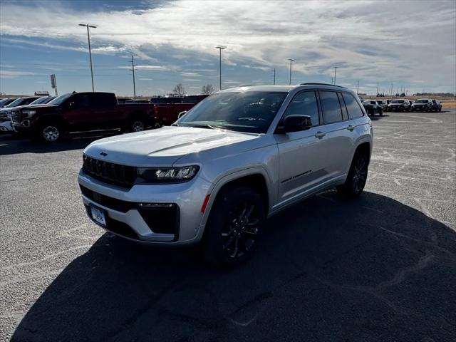 2026 Jeep Grand Cherokee Limited Reserve