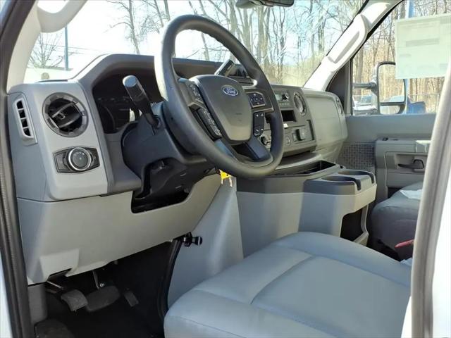 2026 Ford E-350 Cutaway E-Series Cutaway