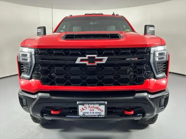 2024 Chevrolet Silverado 2500HD 4WD Crew Cab Standard Bed ZR2