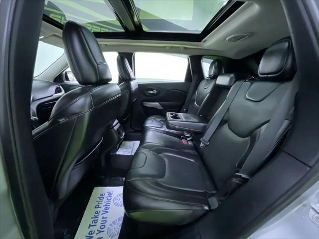 2017 Jeep Cherokee Overland 4x4