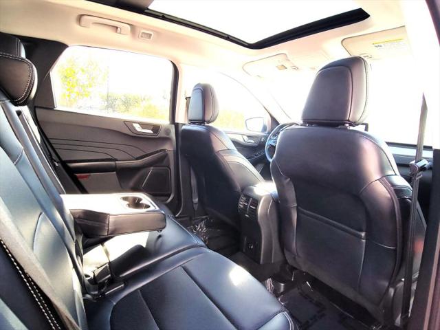 2021 Ford Escape Titanium