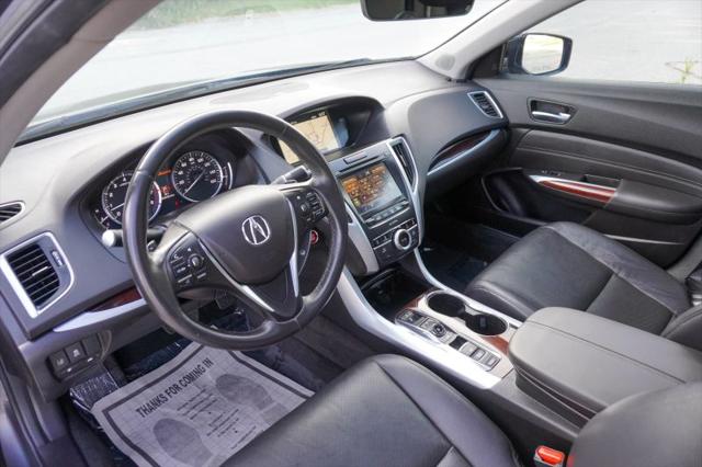 2017 Acura TLX w/Technology Package
