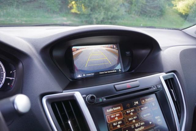 2017 Acura TLX w/Technology Package