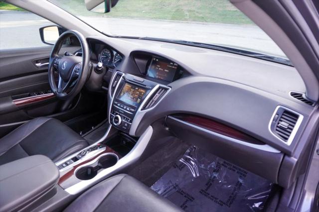 2017 Acura TLX w/Technology Package