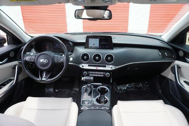 2019 Kia Stinger Base