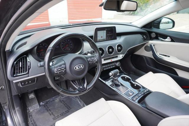 2019 Kia Stinger Base