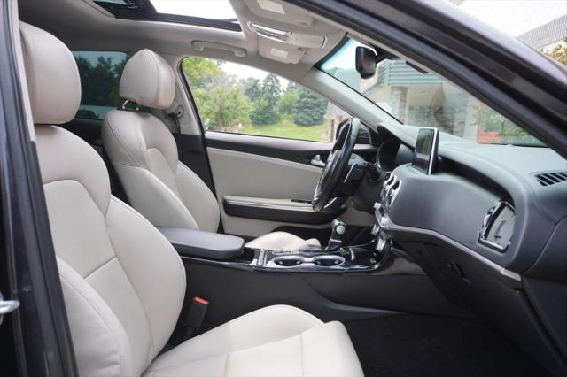 2019 Kia Stinger Base