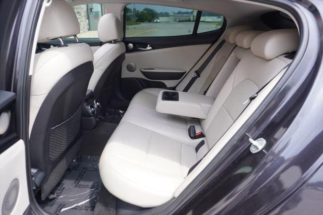 2019 Kia Stinger Base