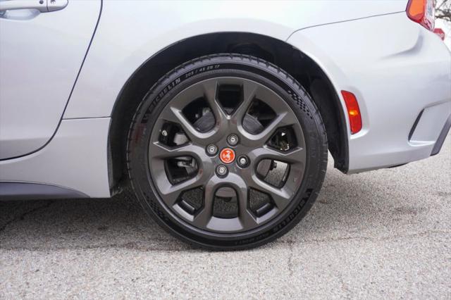 2020 FIAT 124 Spider Abarth