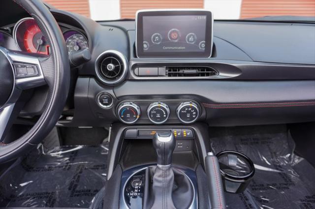 2020 FIAT 124 Spider Abarth