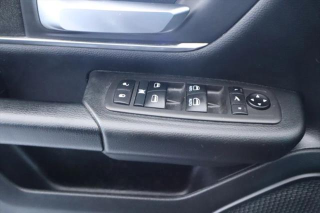 2019 Ram 1500 Big Horn/Lone Star Crew Cab 4x4 5'7" Box