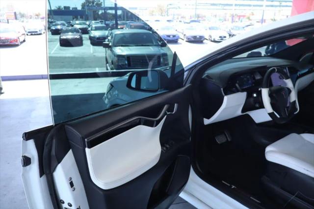 2020 Tesla Model X Long Range Plus Dual Motor All-Wheel Drive