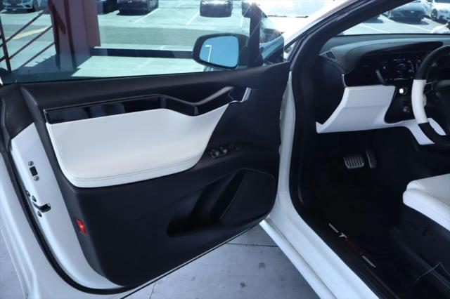 2020 Tesla Model X Long Range Plus Dual Motor All-Wheel Drive