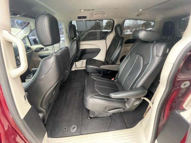 2021 Chrysler Pacifica Touring L
