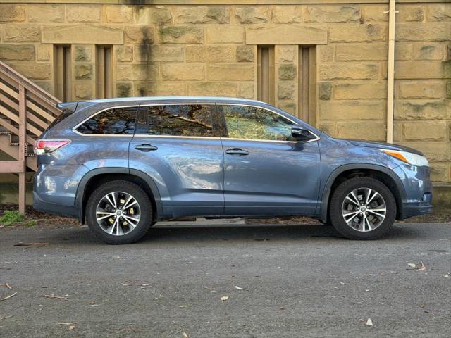 2016 Toyota Highlander XLE V6
