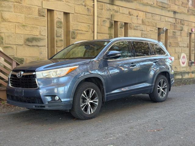 2016 Toyota Highlander XLE V6