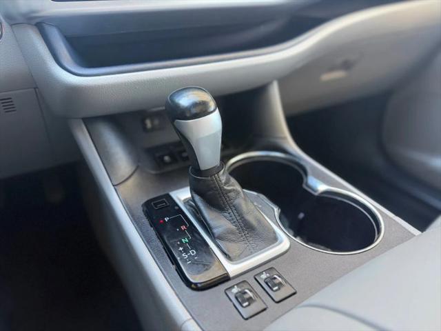 2016 Toyota Highlander XLE V6