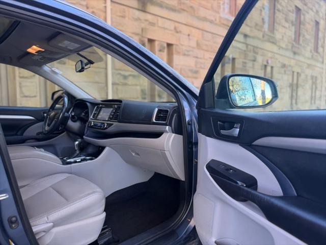 2016 Toyota Highlander XLE V6