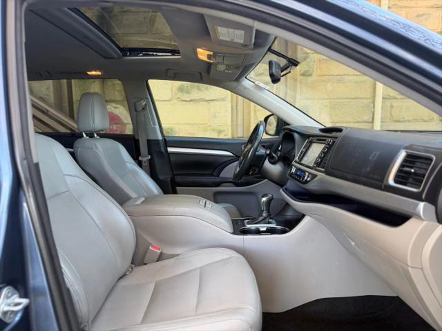 2016 Toyota Highlander XLE V6