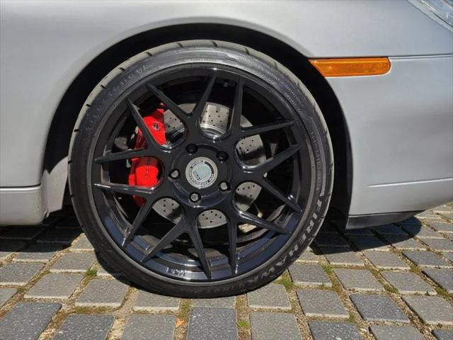 2000 Porsche 911 911 Carrera 4