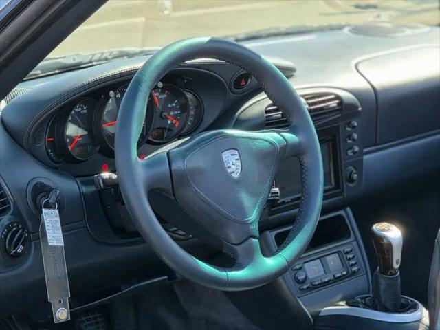 2000 Porsche 911 911 Carrera 4