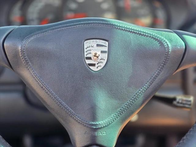 2000 Porsche 911 911 Carrera 4