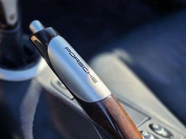 2000 Porsche 911 911 Carrera 4