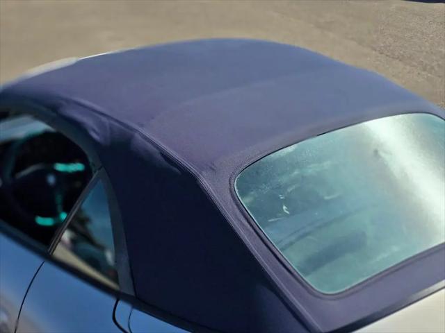 2000 Porsche 911 911 Carrera 4