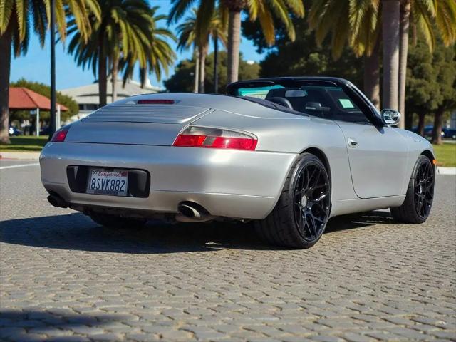2000 Porsche 911 911 Carrera 4
