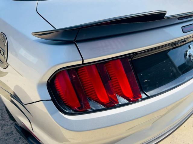 2015 Ford Mustang V6