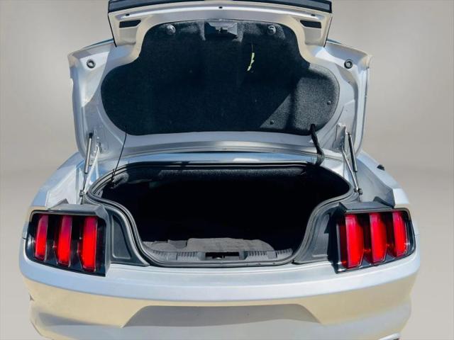2015 Ford Mustang V6