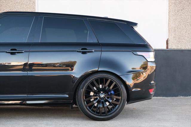 2017 Land Rover Range Rover Sport 5.0L V8 Supercharged SVR