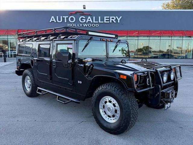 2004 HUMMER H1 Enclosed