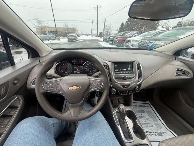 2017 Chevrolet Cruze LT Auto