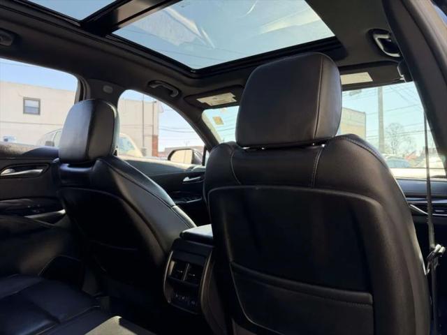 2023 Cadillac XT4 AWD Luxury