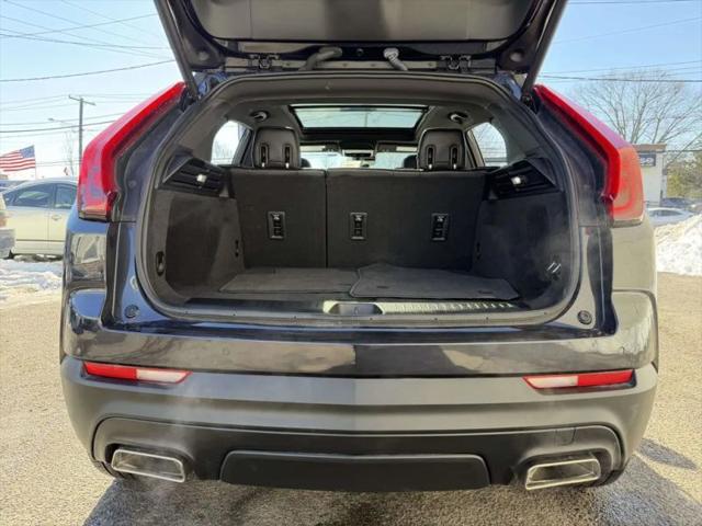 2023 Cadillac XT4 AWD Luxury