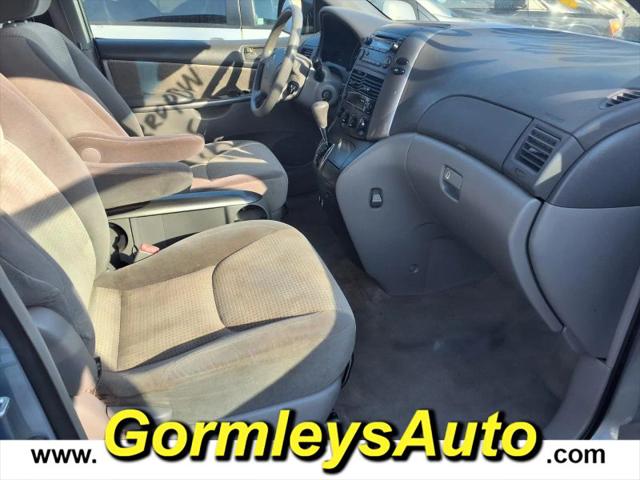 2009 Toyota Sienna LE
