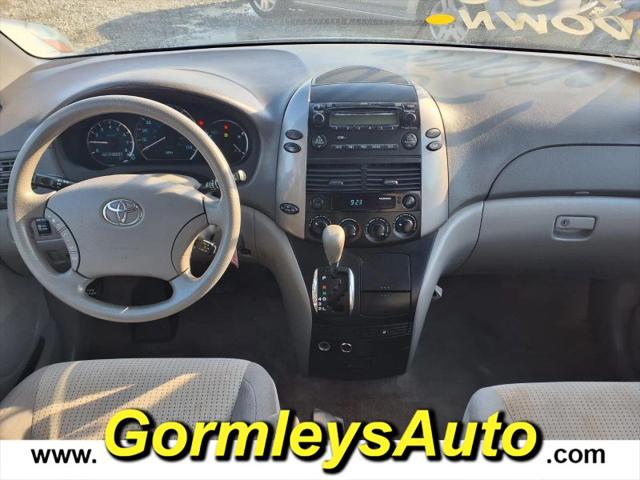 2009 Toyota Sienna LE