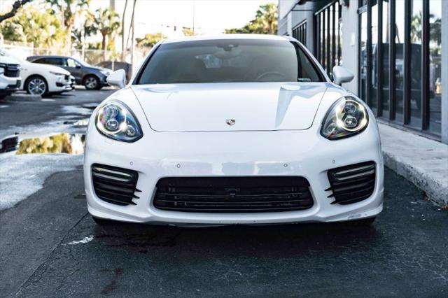 2016 Porsche Panamera GTS